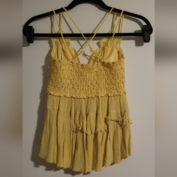 🚫Sold🚫 Tank top - Picture 2 of 2